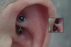 Black-Onyx-Rook-with-Bullet-and-Cab