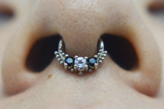 Bumble-Septum-14kt-white-gold